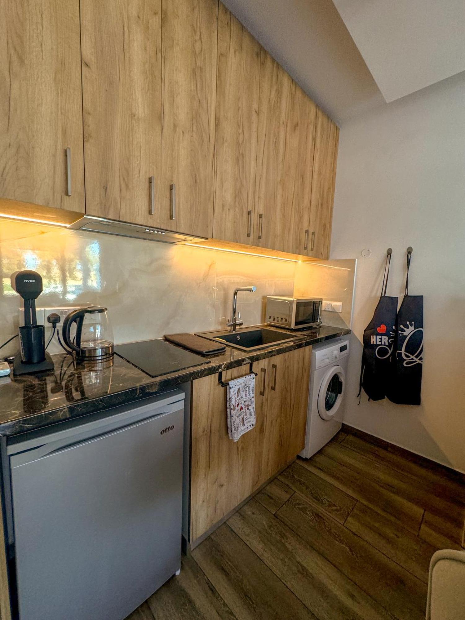 Appartement Bohemian Rhapsody à Paphos Extérieur photo
